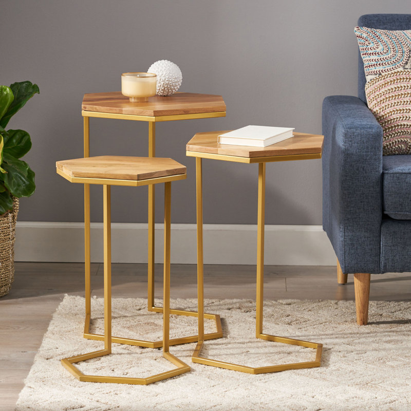 Ensemble de 3 tables de bout