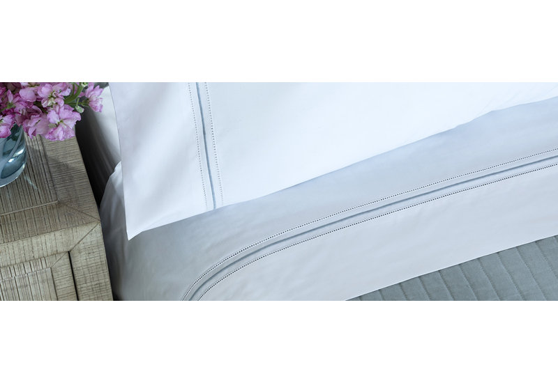 Bella Percale Sheet Set, Queen Sheet Set + 2 Pillowcases, Spa/White