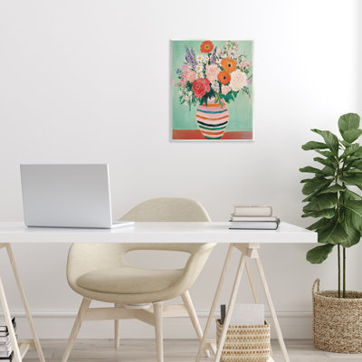 Plaque murale verte et orange à motif floral, design par Petal Prints Design