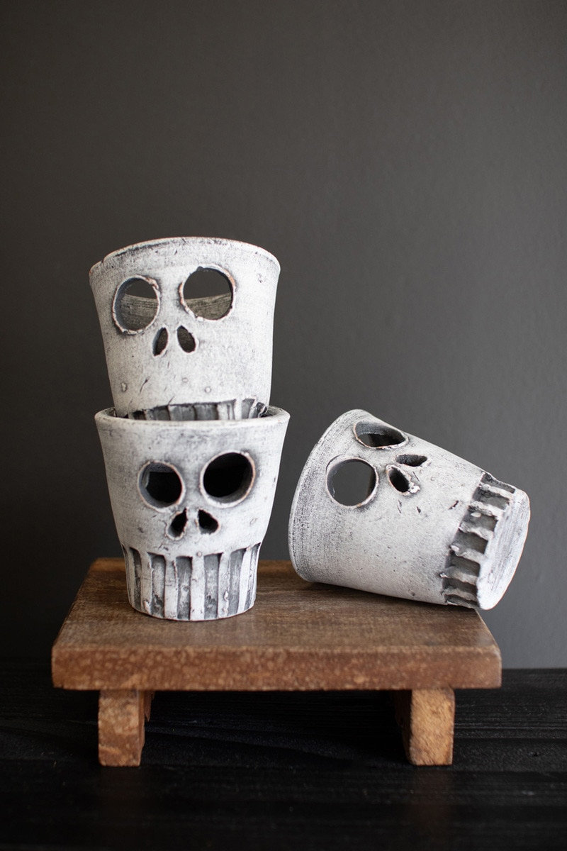 SET OF THREE HALLOWEEN SKULL VASES