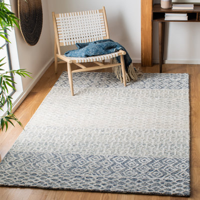 Deveraux Hand Tufted Wool/Viscose/Cotton Southwestern Rug in Ivory/Blue