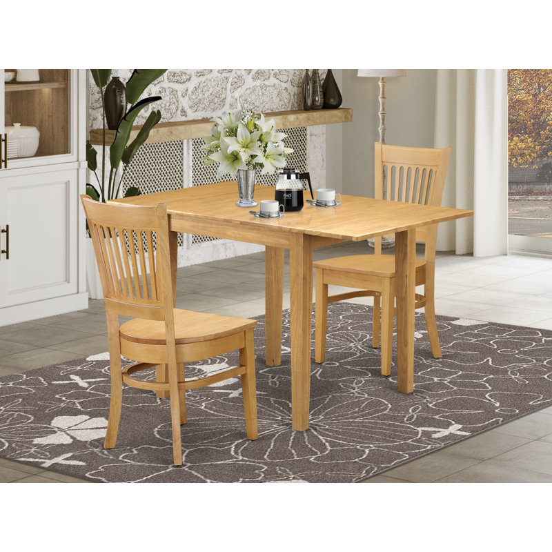 L'ensemble de salle à manger 3 pièces contient une table de cuisine rectangulaire avec Dropleaf et 2 chaises de salle à manger rembourrées en tissu de lin, chêne