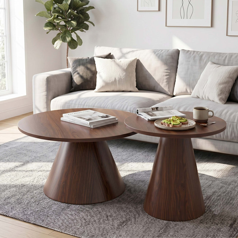 Ensemble de tables basses Modern Nesting avec finition noyer et base en acier pour économiser de l'espace, Noyer