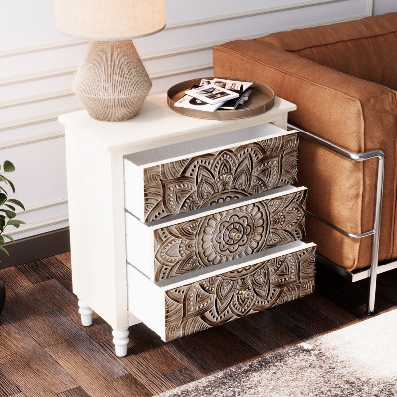 Table de chevet 26 po à trois tiroirs en bois sculpté, Individuel