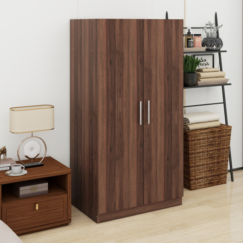Armoire-penderie en bois avec tablettes de rangement