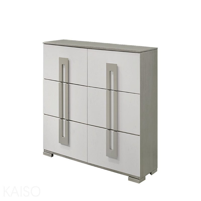 Commode style 6 tiroirs en bois blanc.