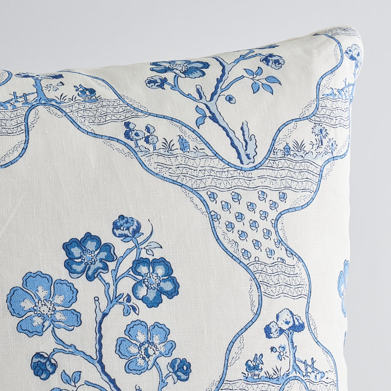 Marella Pillow, 22" x 22"