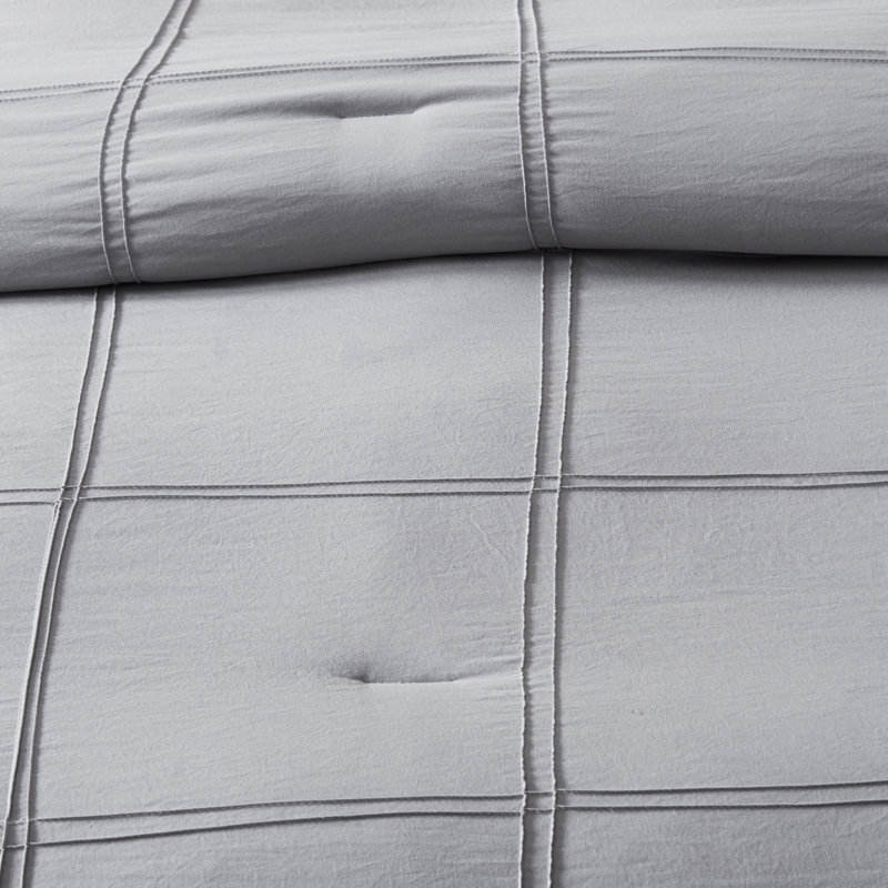 Comforter, Gray, Queen Comforter + 2 Shams + 3 Throw Pillows