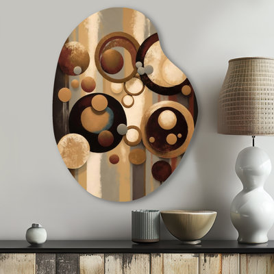 «Aged Barrel Universes VI», art mural abstrait en forme de poire en métal asymétrique