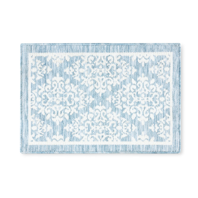 TOWN & COUNTRY EVERYDAY Walker Everwash Non-Slip Backing Kitchen Mat, Rectangle 2' x 4', Light Blue