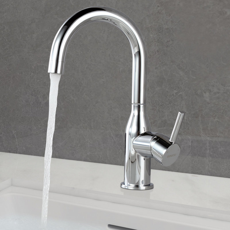 Robinet de salle de bain à poignée simple, Chrome