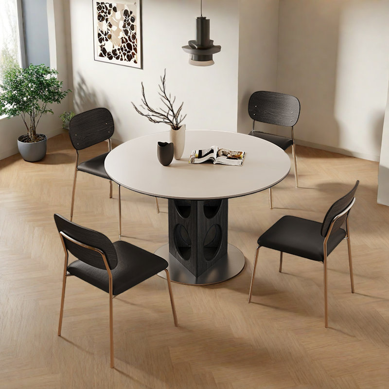 Heaton, 29.53"H x 47.24"L x 47.24"W