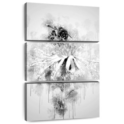 Ruche sur une fleur en noir et blanc