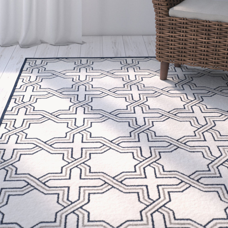Sollis Geometric Indoor / Outdoor Area Rug, Rectangle 122 x 183 cm