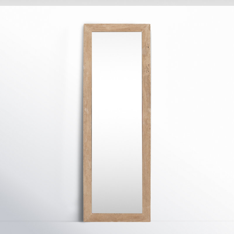 Miroir de plancher en pierre de travertin de 72 pouces Halofax - Élégance naturelle dans un ton de travertin subtil