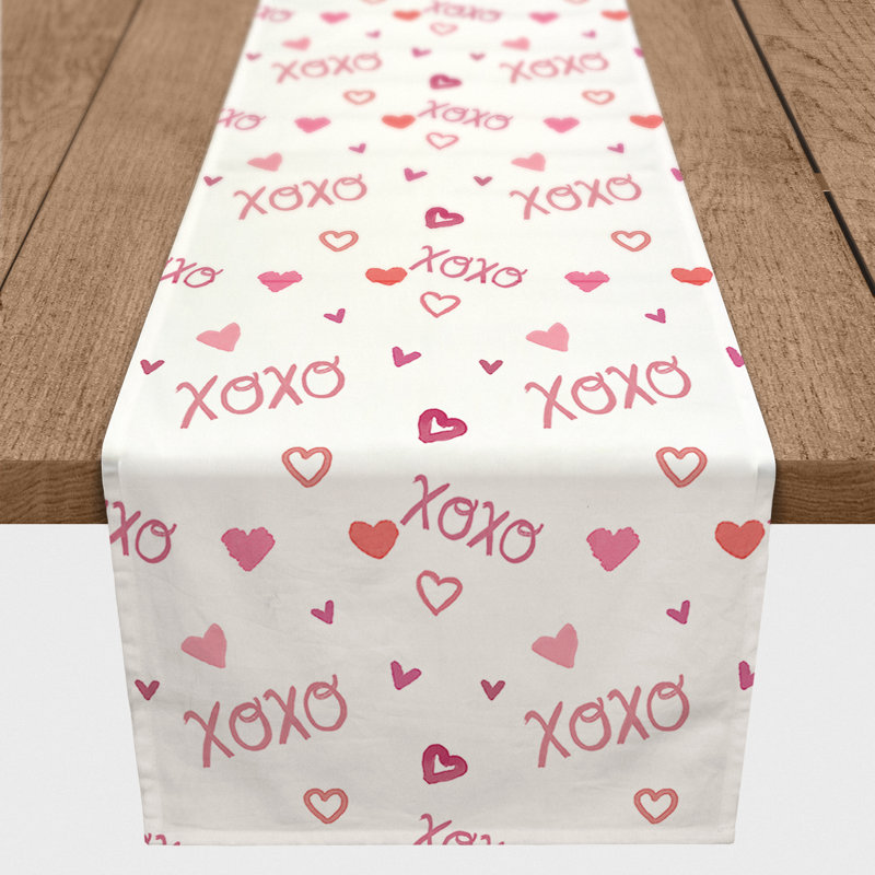 Chemin de table Xoxo, L 90 po x l 16 po