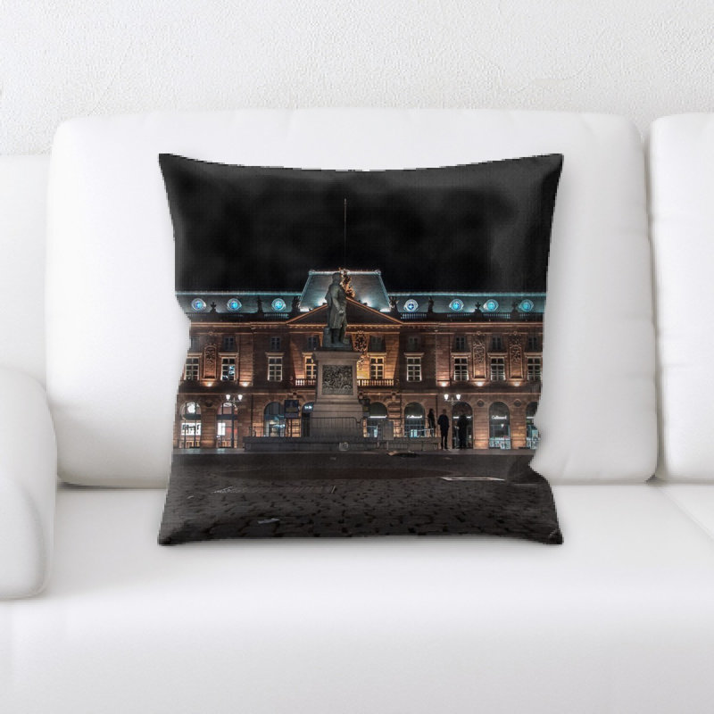 Coussin statue