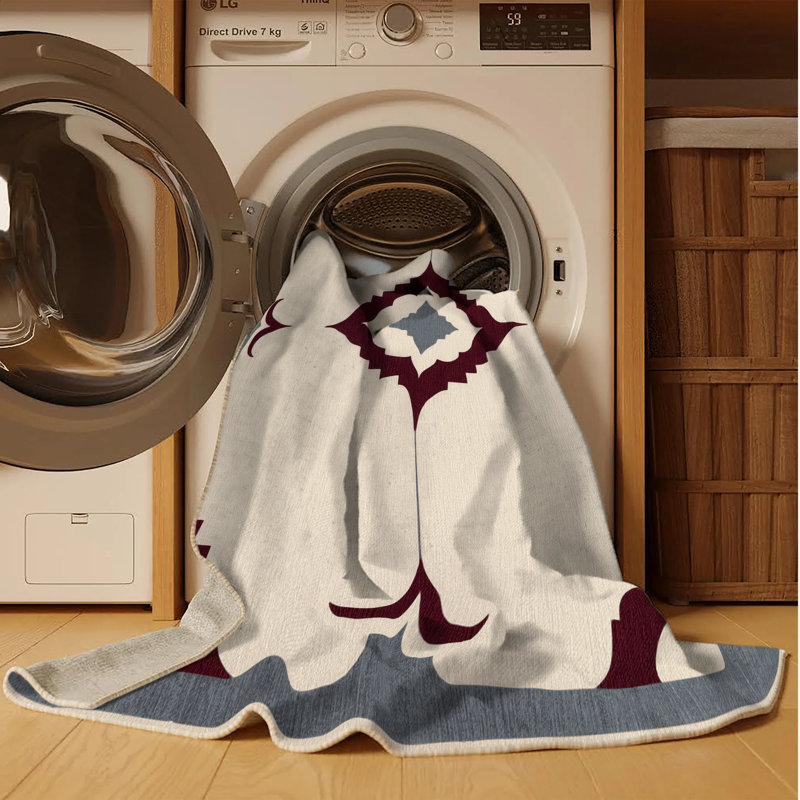 Dynamic Formation Rug, Square 3'