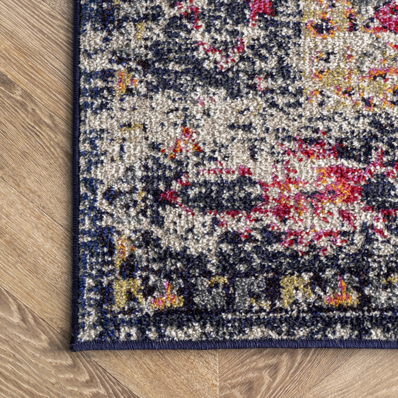 Bedelia Vintage Medallion Navy/Ivory Area Rug, Rectangle 5'3" x 7'7"
