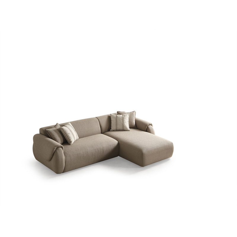 Flore Sectional