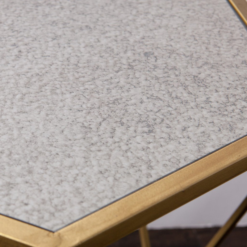 Table de bout 19 po à miroir hexagonal doré et en verre réfléchissant