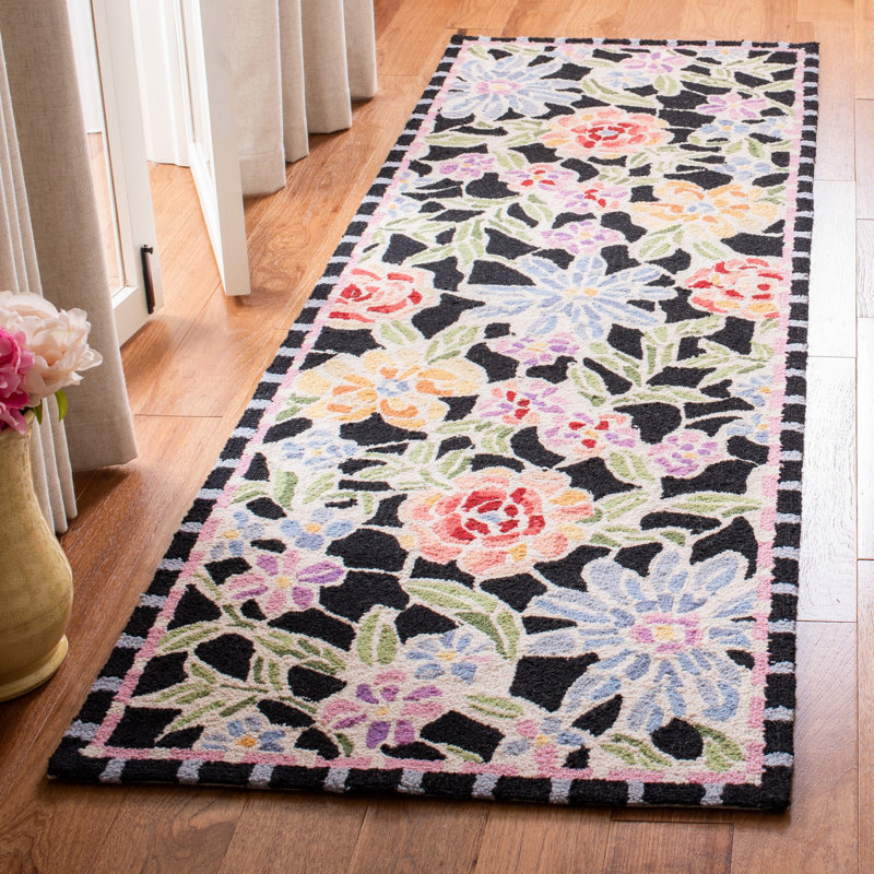 Hollander Floral Hand Hooked Wool Black Area Rug, Runner 2'6" x 6'