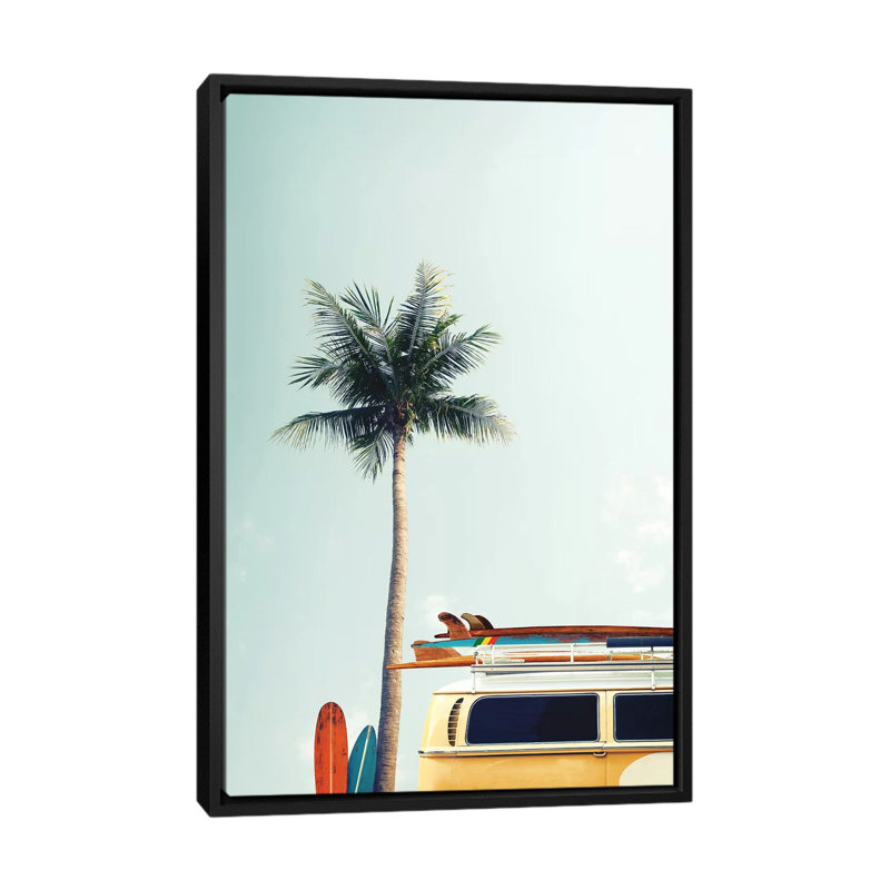 «Surf Bus Yellow» par Design Fabrikken - impression, Pas de tapis, H 40 po x l 26 po x P 1,5 po, Toile avec cadre noir