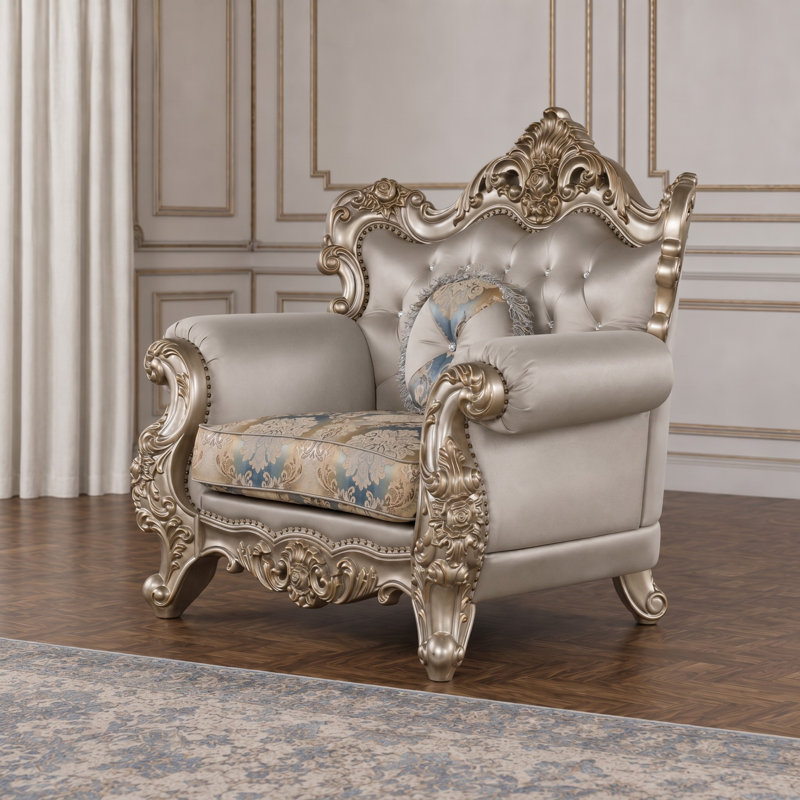 Chaise traditionnelle Bellara au fini champagne doré