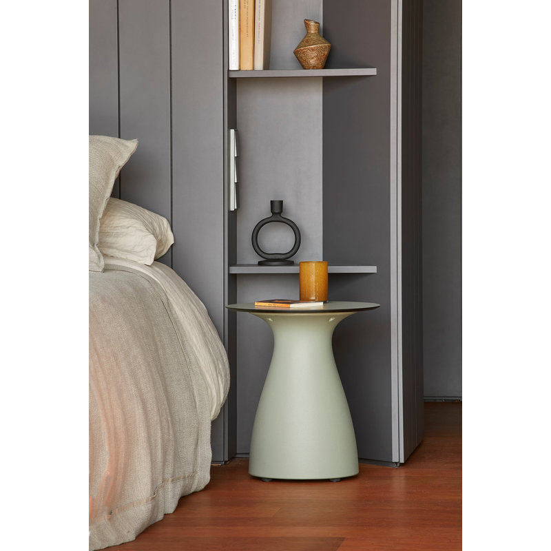 Baobab Round Accent Table, Black