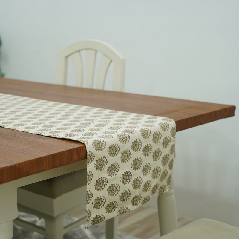Chemin de table Red Barrel Studio® 16X106 Classic, table, Bheeshma, vert, Rectangle 11 po
