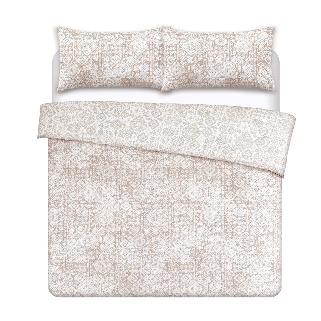 Oisin Duvet Cover with Pillow Shams Included