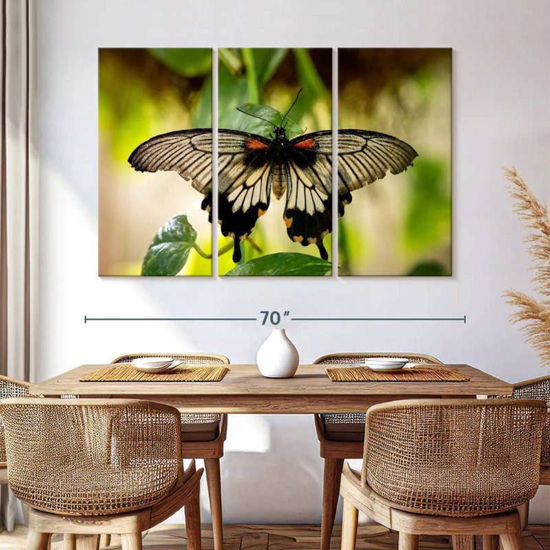 Brampt Monarch Butterfly, 14" H x 23" W