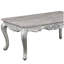 Table basse élégante en argent - fabriquée à partir de matériaux en bois luxueux avec expertise