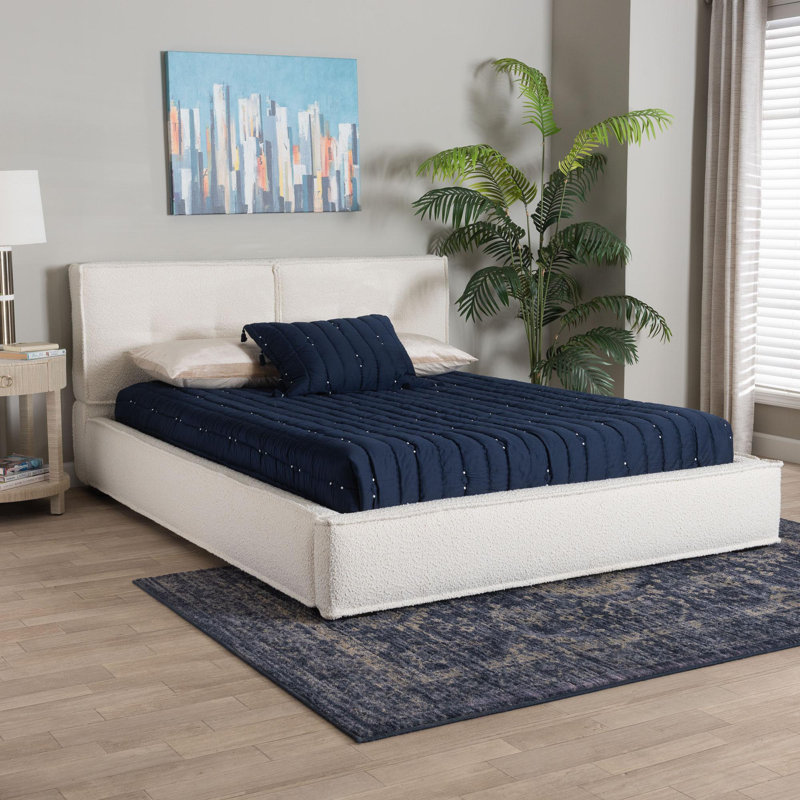 Grand lit plateforme à boucles crème Artoria Baxton Studio Laverick