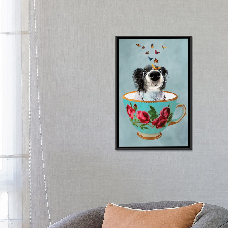 «Doggy in a Cup», reproduction d'art sur toile, H 26 po x l 18 po x P 1,5 po, Toile avec cadre noir, Pas de tapis