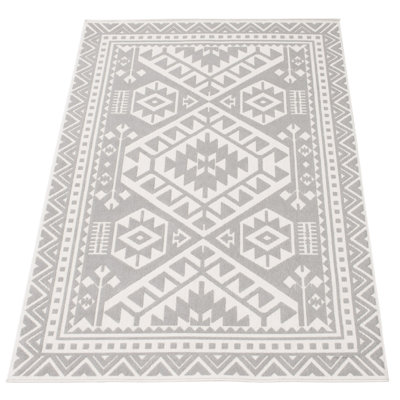 Kerber Geometric Indoor Rug