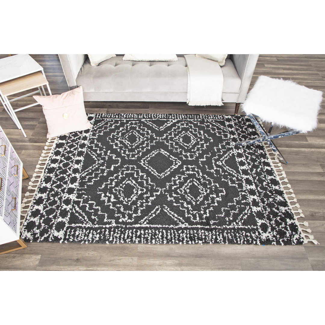 Agra Mason Shag Tribal Sable Area Rug Union Rustic Rug 