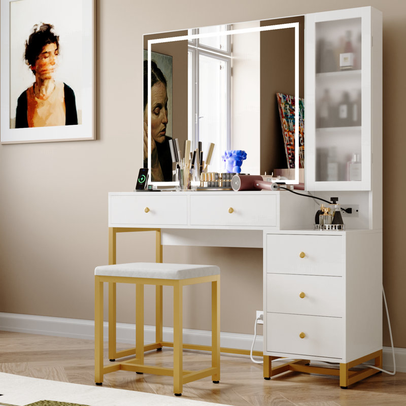 Quinnel Vanity, White