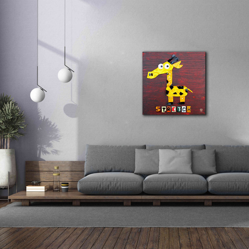 «Stretch The Giraffe» par Design Turnpike, H 37 po x l 37 po