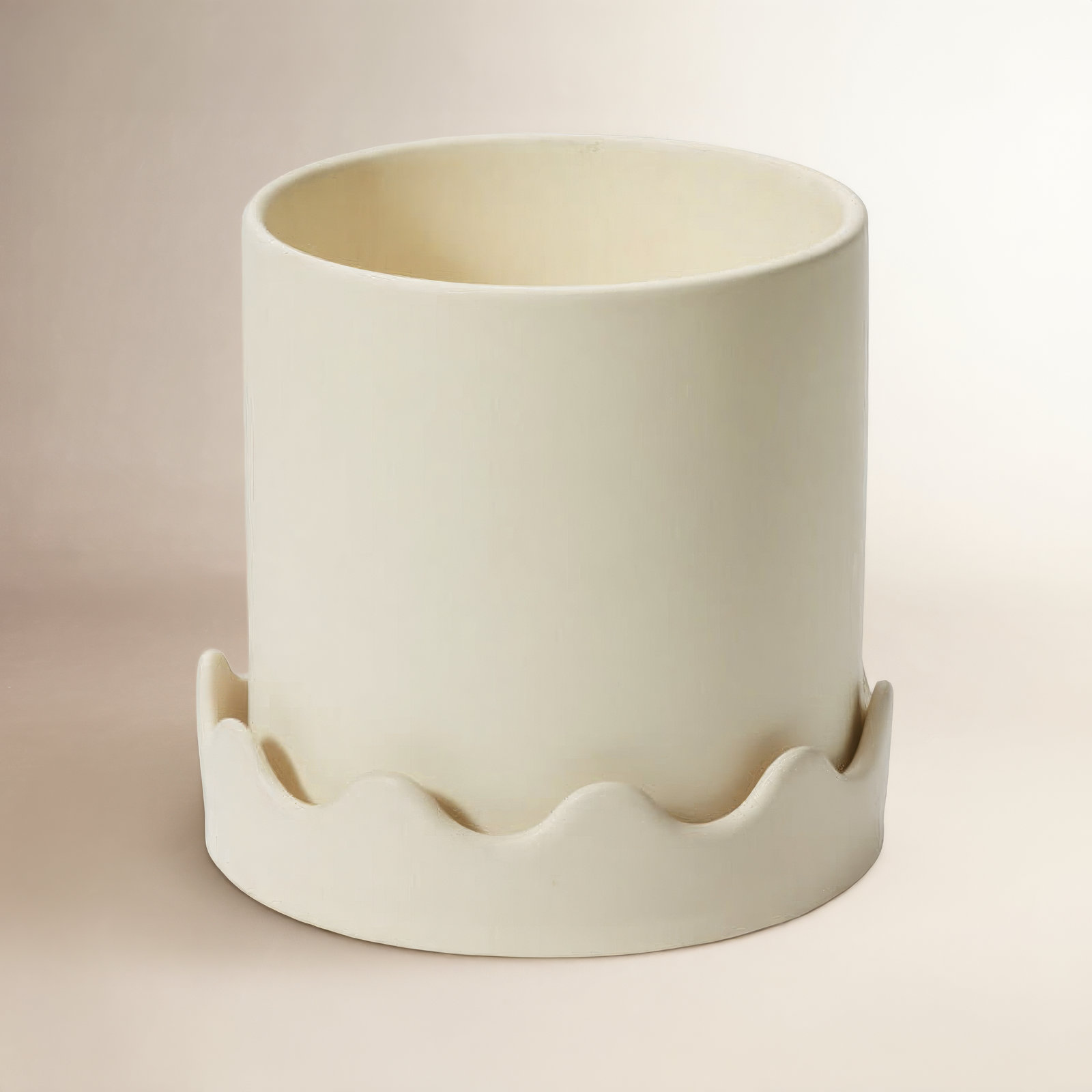 Winterview Pot with Saucer 7.5"x 7.25", 7.25" H x 7.5" W x 7.5" D, Beige