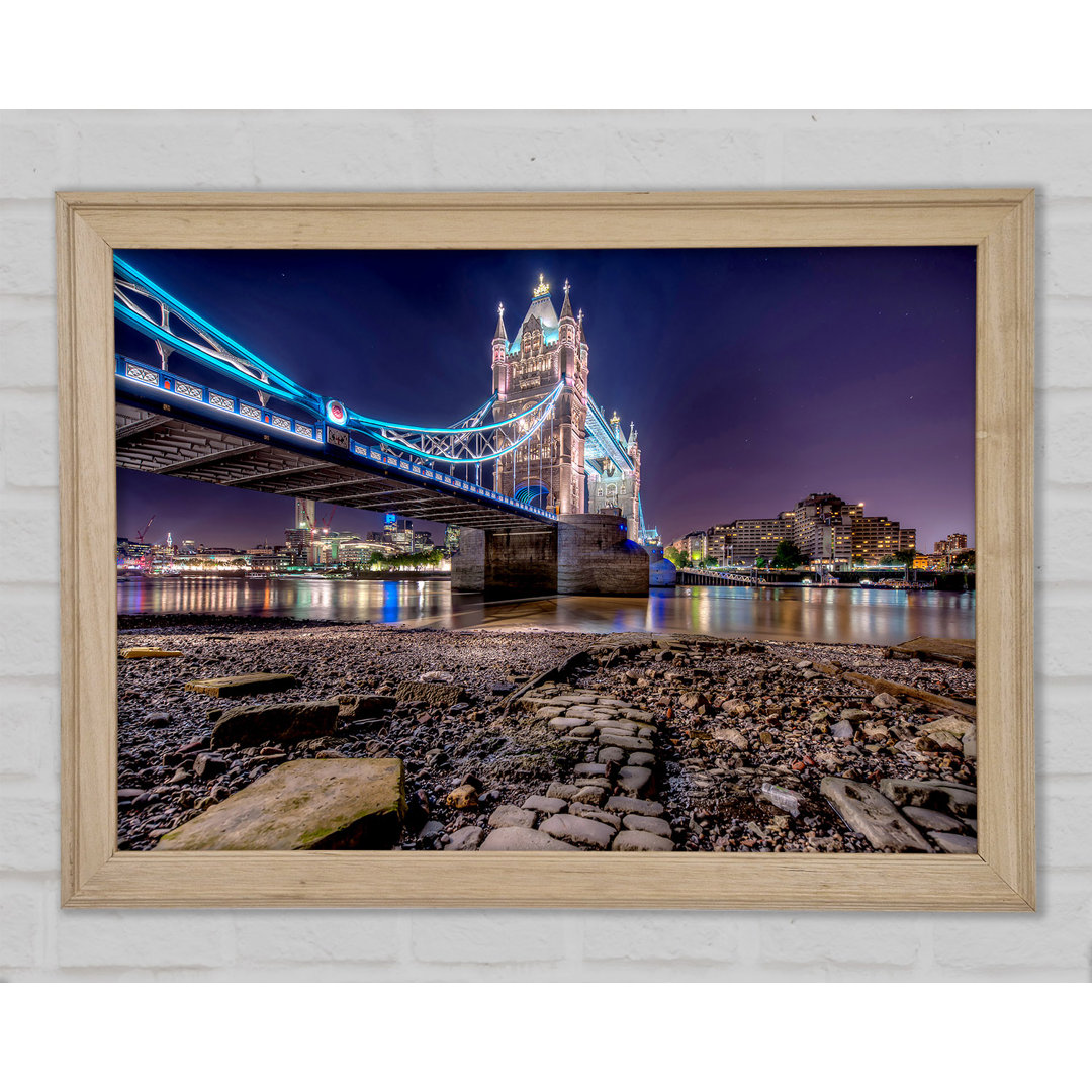 Tower Bridge Waters - Einzelner Bilderrahmen Kunstdrucke