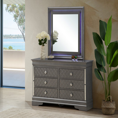 59.05'' W 6 - Drawer Dresser