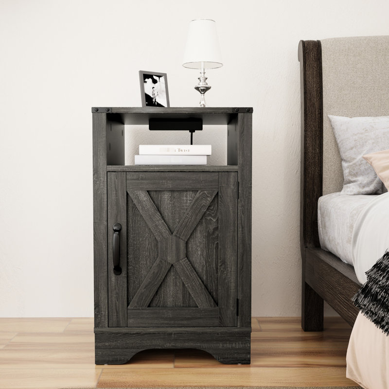 Table d'appoint Alexzandra avec prises électriques et ports de chevet gris Armoire spacieuse, matériau. Assemblage facile requis