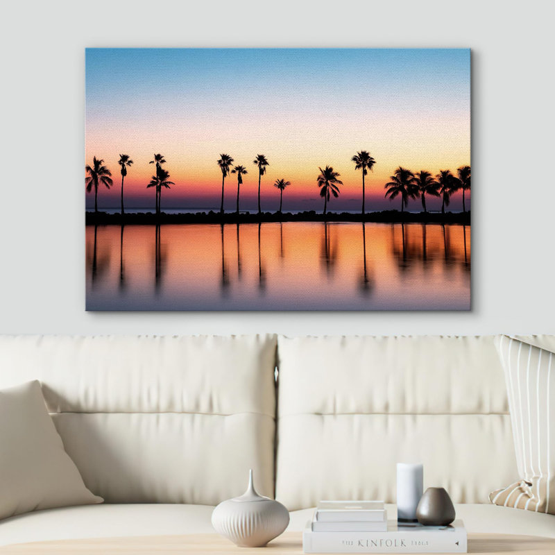 «Tropical Sunset Silhouetted Palms» sur toile, H 24 po x l 36 po
