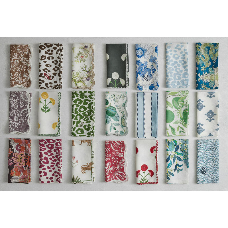 Magic Floral Table Runnner