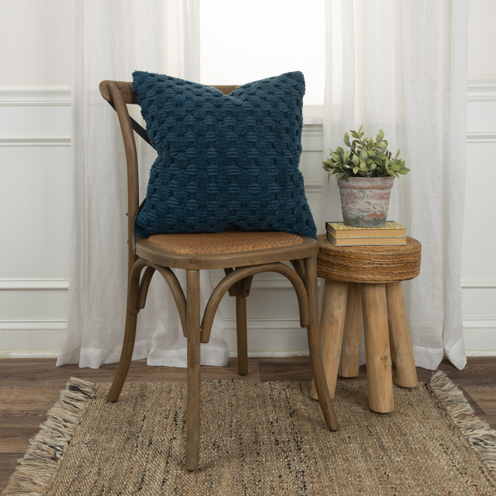 Roya 20" x 20" Cotton Throw Pillow, Teal