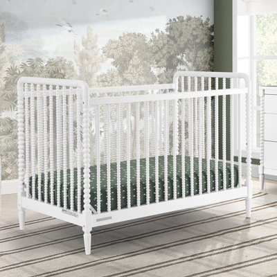 Saint 4-in-1 Convertible Crib