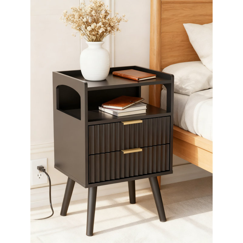 Table de chevet moderne avec station de charge, table de chevet avec tiroir et tablette ouverte, table de bout polyvalente pour la chambre à coucher et le salon
