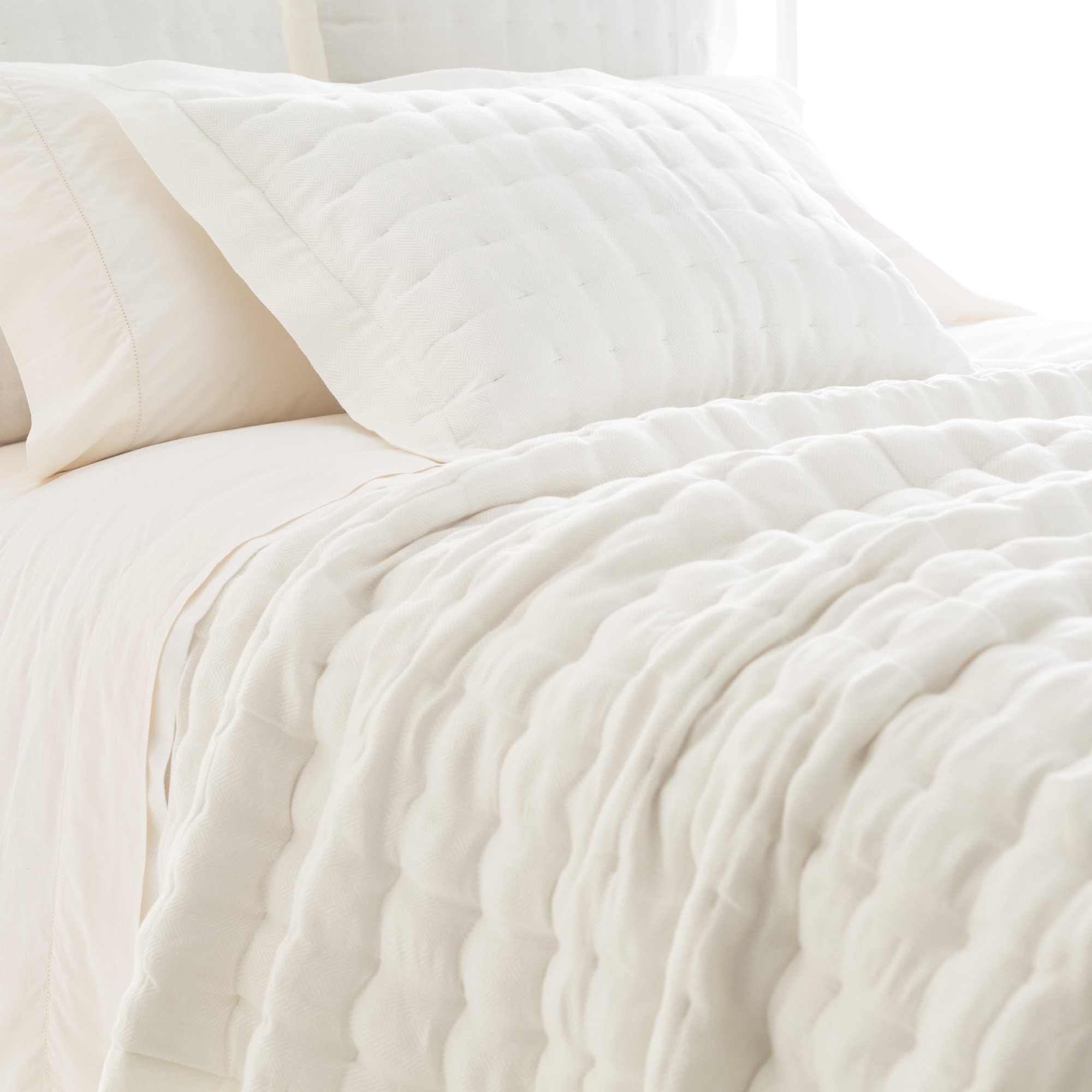 Brussels 100% Linen Quilt