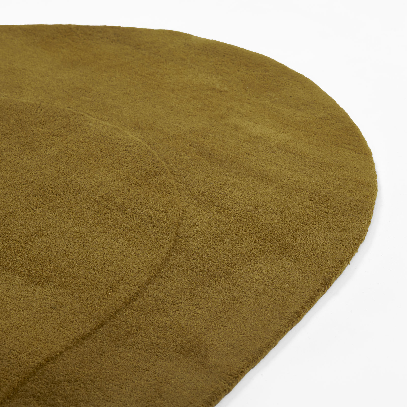 Jacquelyn Turmeric Hand-Tufted Wool Rug, Novelty 7'3" x 11"